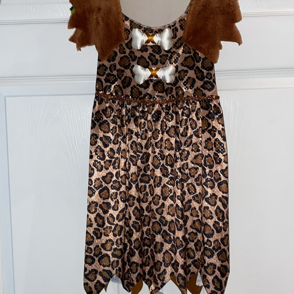 Little Cavegirl Girls Halloween Costume Size 3-4T - Picture 8 of 13